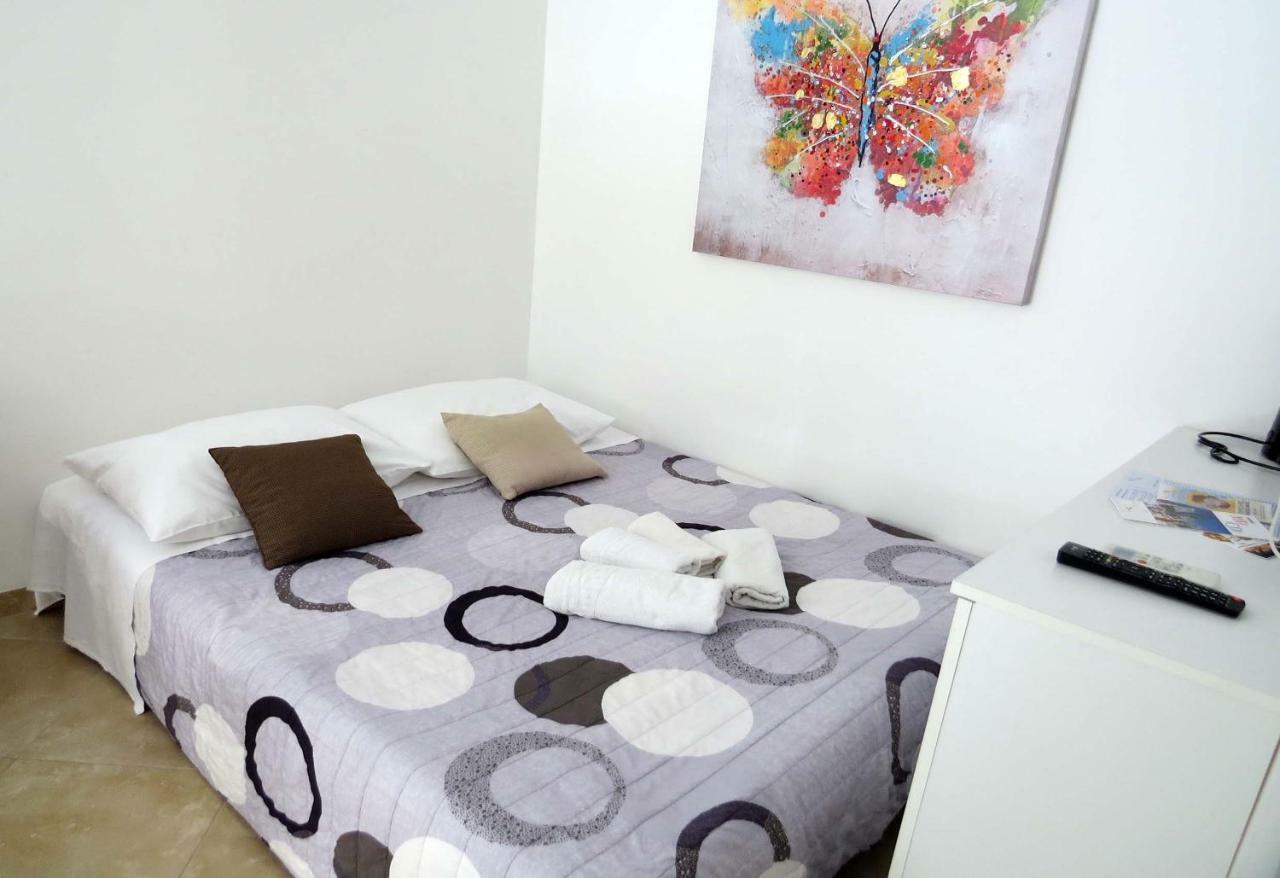 Apartman Jakir Baška Voda Eksteriør billede