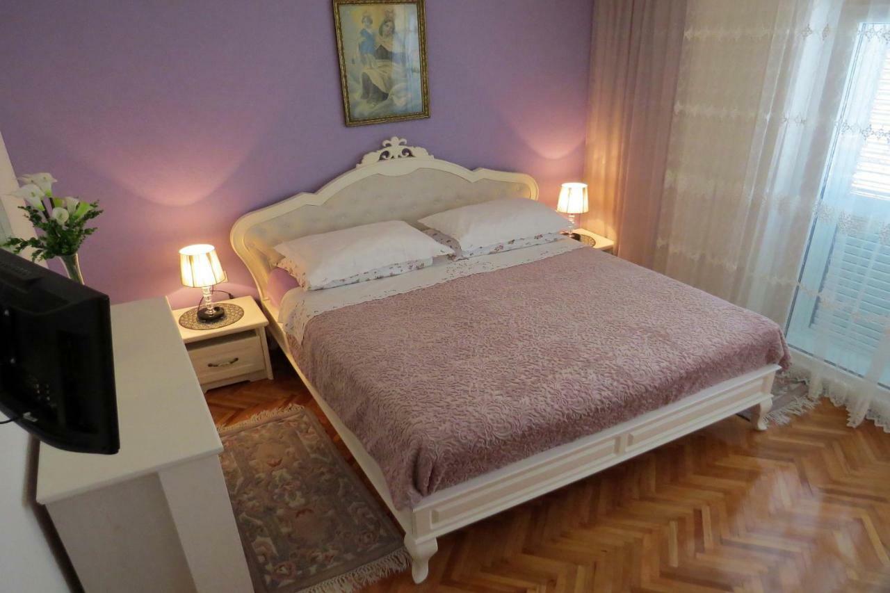 Apartman Jakir Baška Voda Eksteriør billede